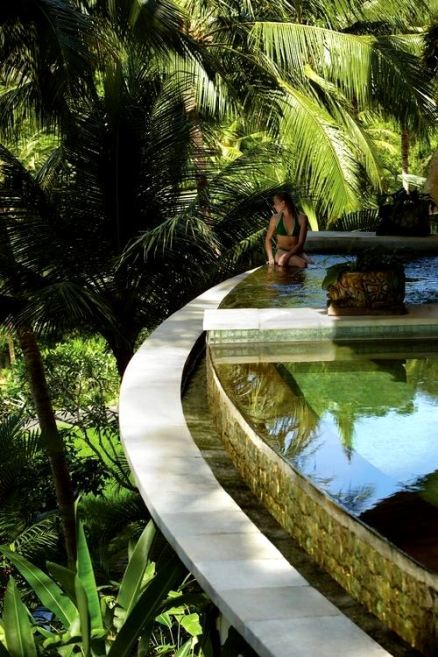 Four Seasons Sayan Bali, best luxury spa resorts Asia, www.BarefootLuxe.net