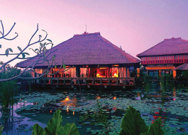 www.BarefootLuxe.net, Tugu Resort & Spa Bali, best Asia luxury boutique hotels, best healing luxury spas bali Asia