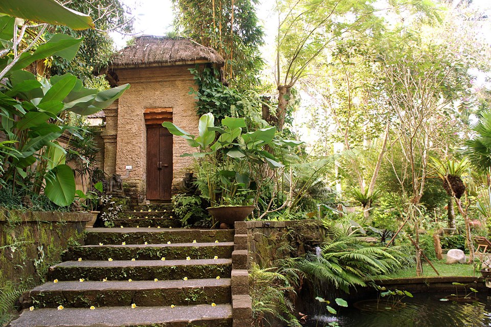 Villa Madu Ubud Bali, private villa rental Bali, www.BarefootLuxe.net
