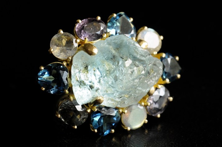 natural raw gemstone jewelery by Yang Riches Jewellery, luxury jewelry, www.BarefootLuxe.net