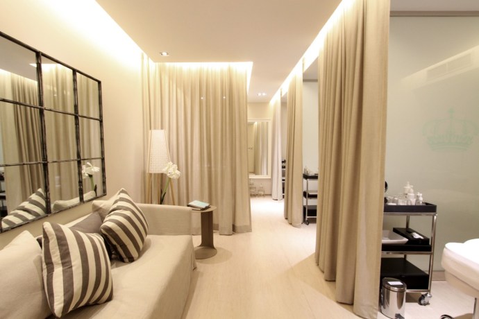 Dermaster Aesthetic Clinic Bangkok, anti-ageing Bangkok, medical spa, www.BarefootLuxe.net