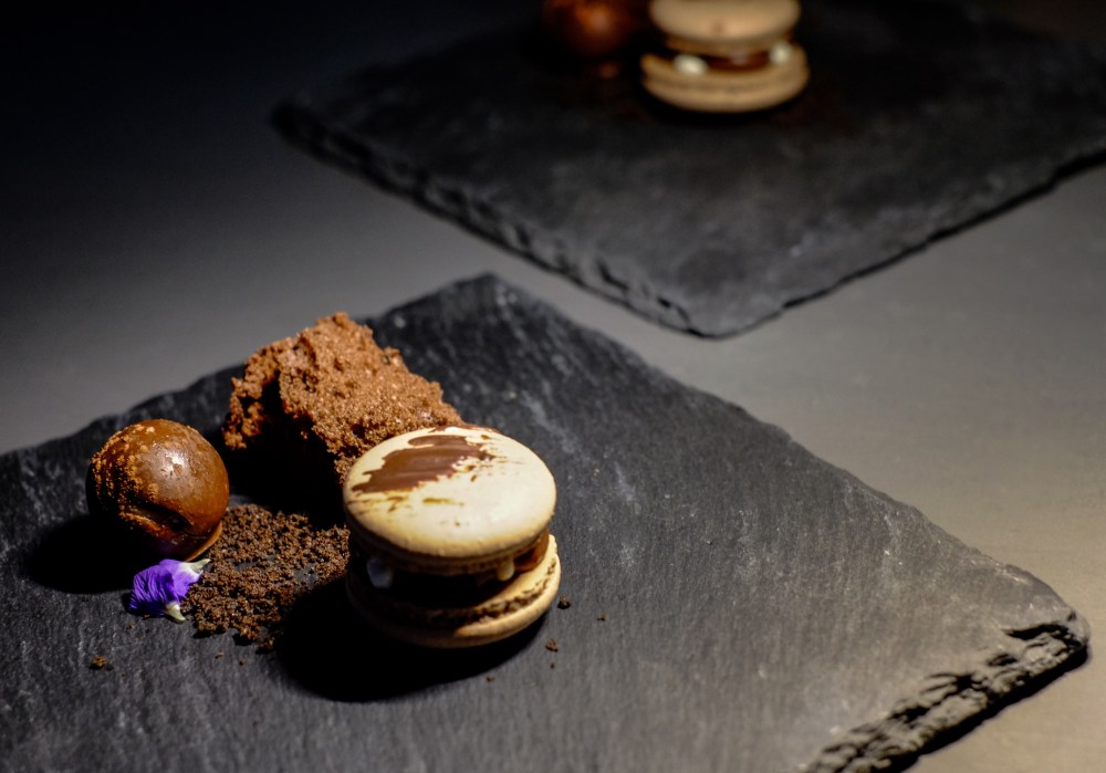 Hurawalhi Resort Maldives, best romantic luxury resort Maldives, best luxury underwater restaurant, www.BarefootLuxe.net