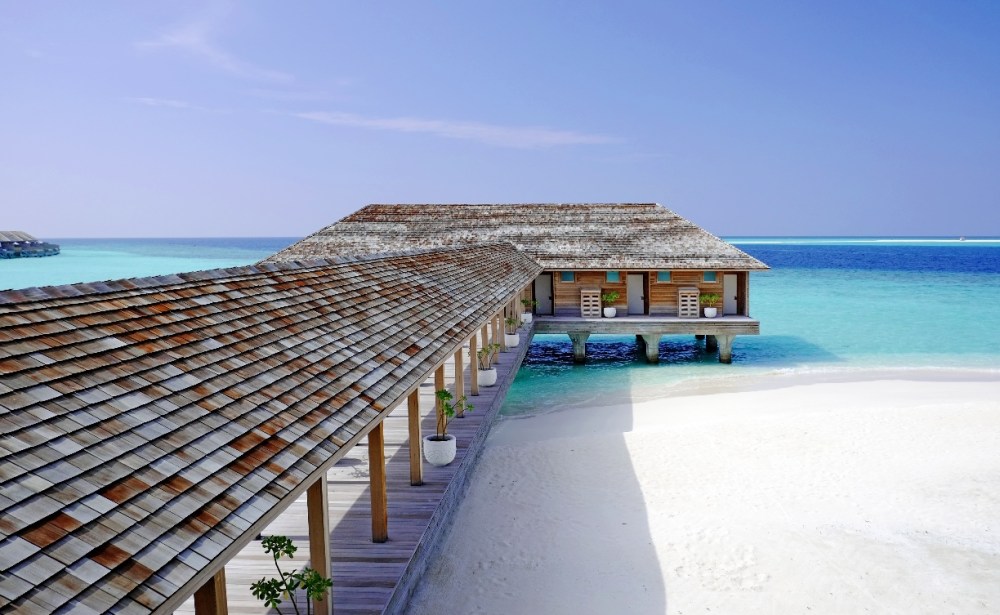 Duniye Spa Hurawalhi Maldives, overwater spa Maldives, www.BarefootLuxe. net