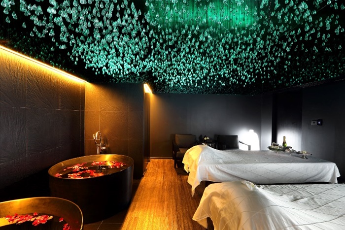 best anti-ageing beauty treatments Bangkok Thailand, best beauty spas Bangkok, www.BarefootLuxe.net