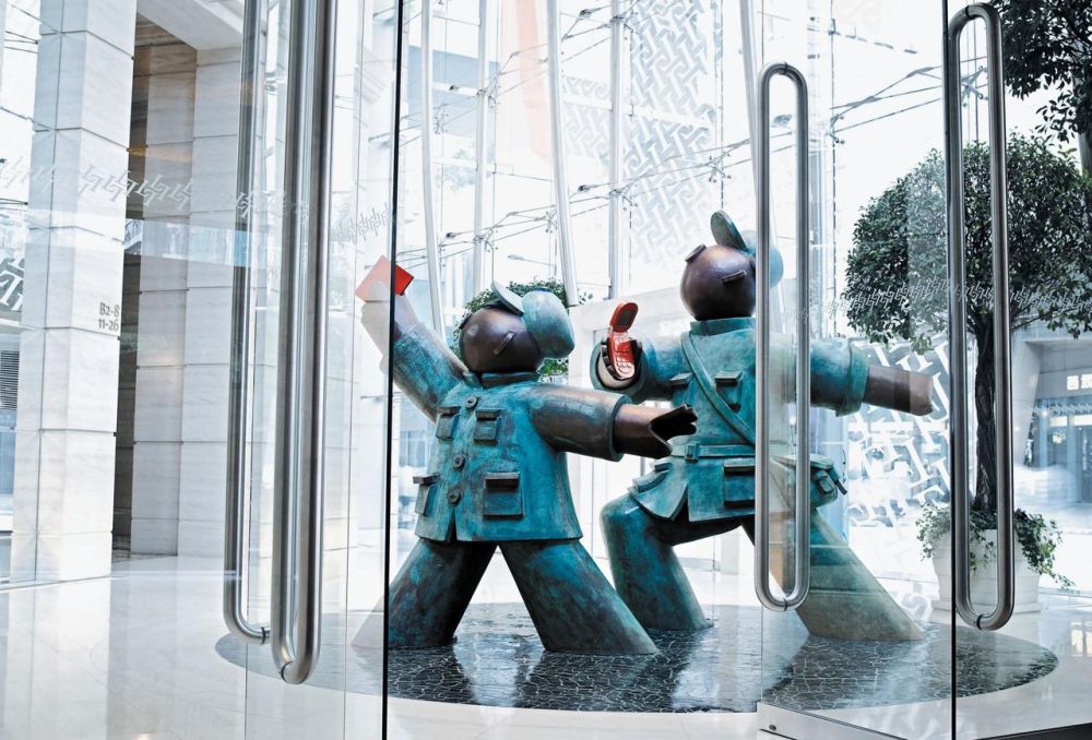 Cordis Hotel Hong Kong, Chami Jotisalikorn, www.barefootluxe.net